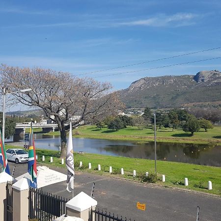 Sunset Boulevard Riverlodge Paarl Eksteriør bilde
